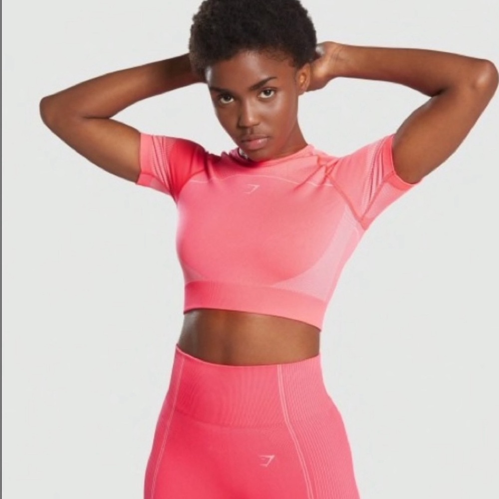 NWT gymshark ultra seamless crop top neon pink